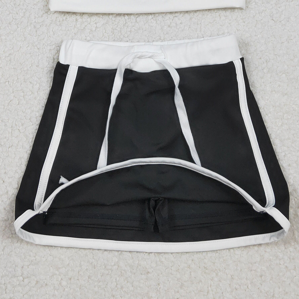 2.7 RTS NO MOQ （In stock）GLD1481 Baby Girls Black Long Sleeve Top Skirts Shorts Yoga Active Clothes Sets