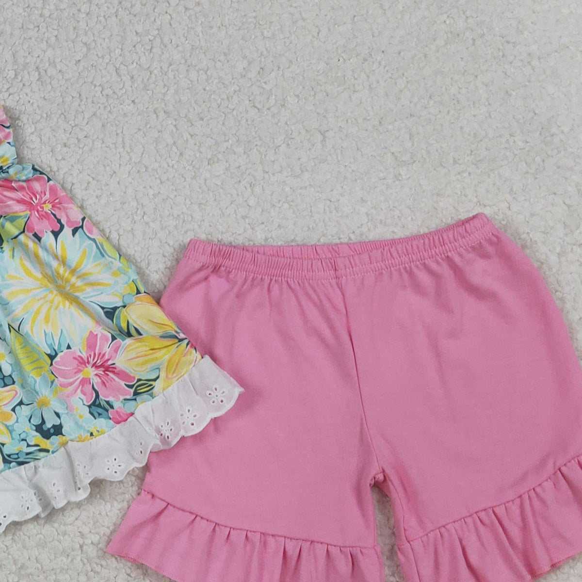4.3 GSSO3034 RTS NO MOQ （In stock ）Sleeveless floral tunic pink ruffle shorts girls outfits