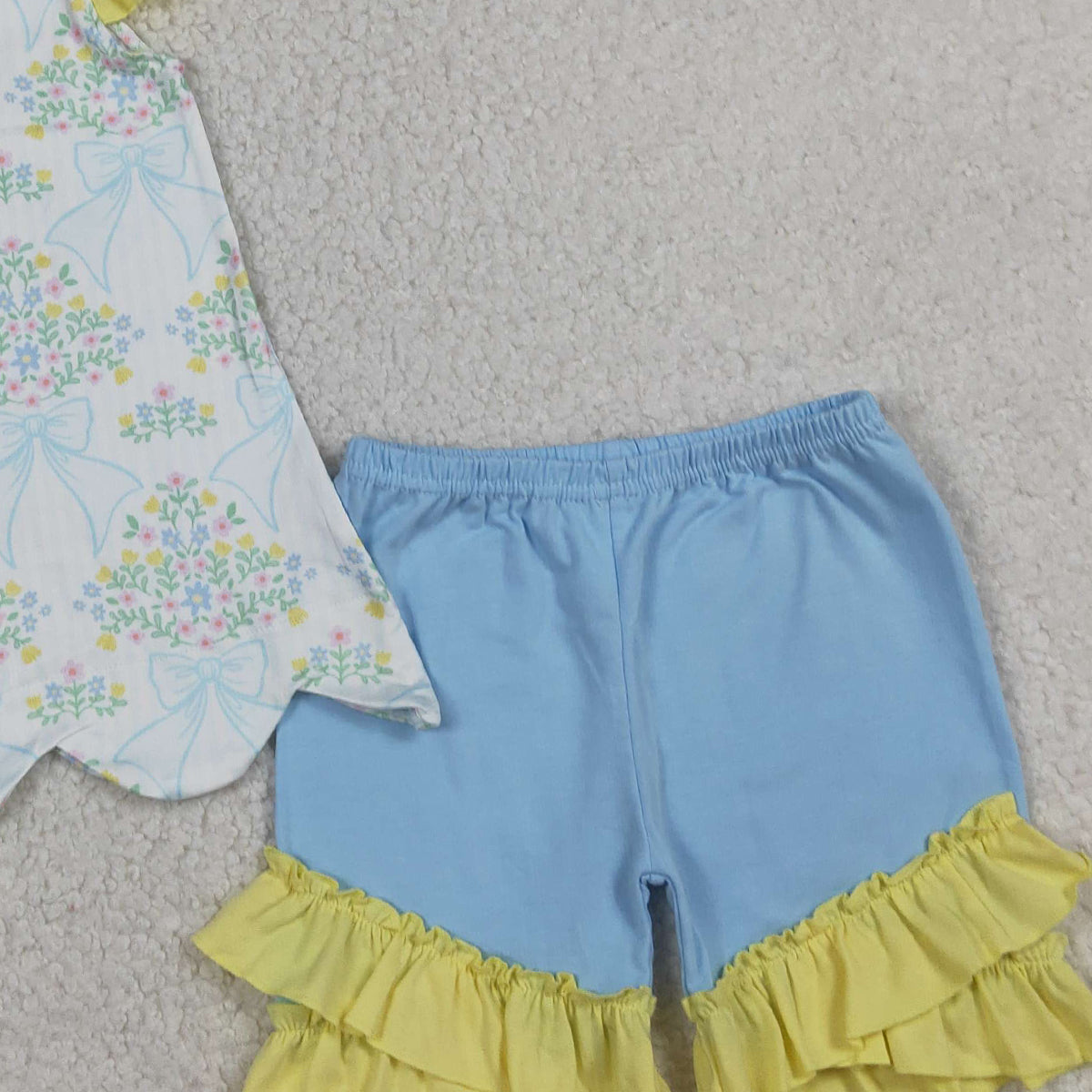 3.20 RTS NO MOQ （In stock）GSSO2767 Kids Clothing for Baby Girls Flutter Sleeve  Bow Flowers Checked Scallop Tunic Ruffle Shorts Clothes Sets