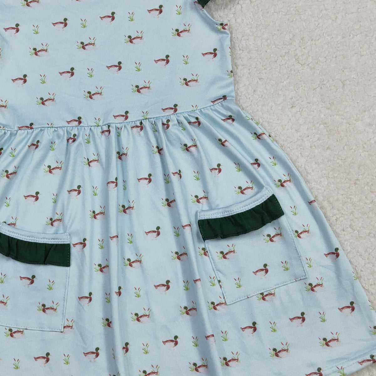 3.5 RTS NO MOQ （In stock）GSD3679 Kids Fashion Flutter Sleeve Ducks Pockets Hunting Knee Length Dress