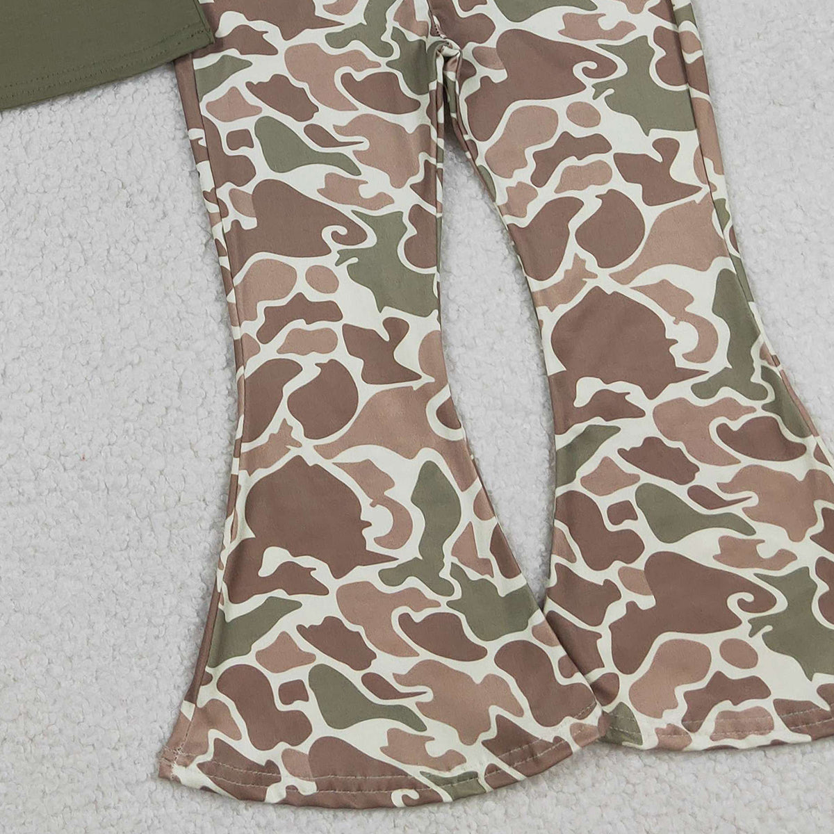 3.17 RTS NO MOQ （In stock）GSPO2110 Summer Baby Girls Embroidery Camo Rabbit Shirt Top Bell Bottom Pants Easter Clothes Sets