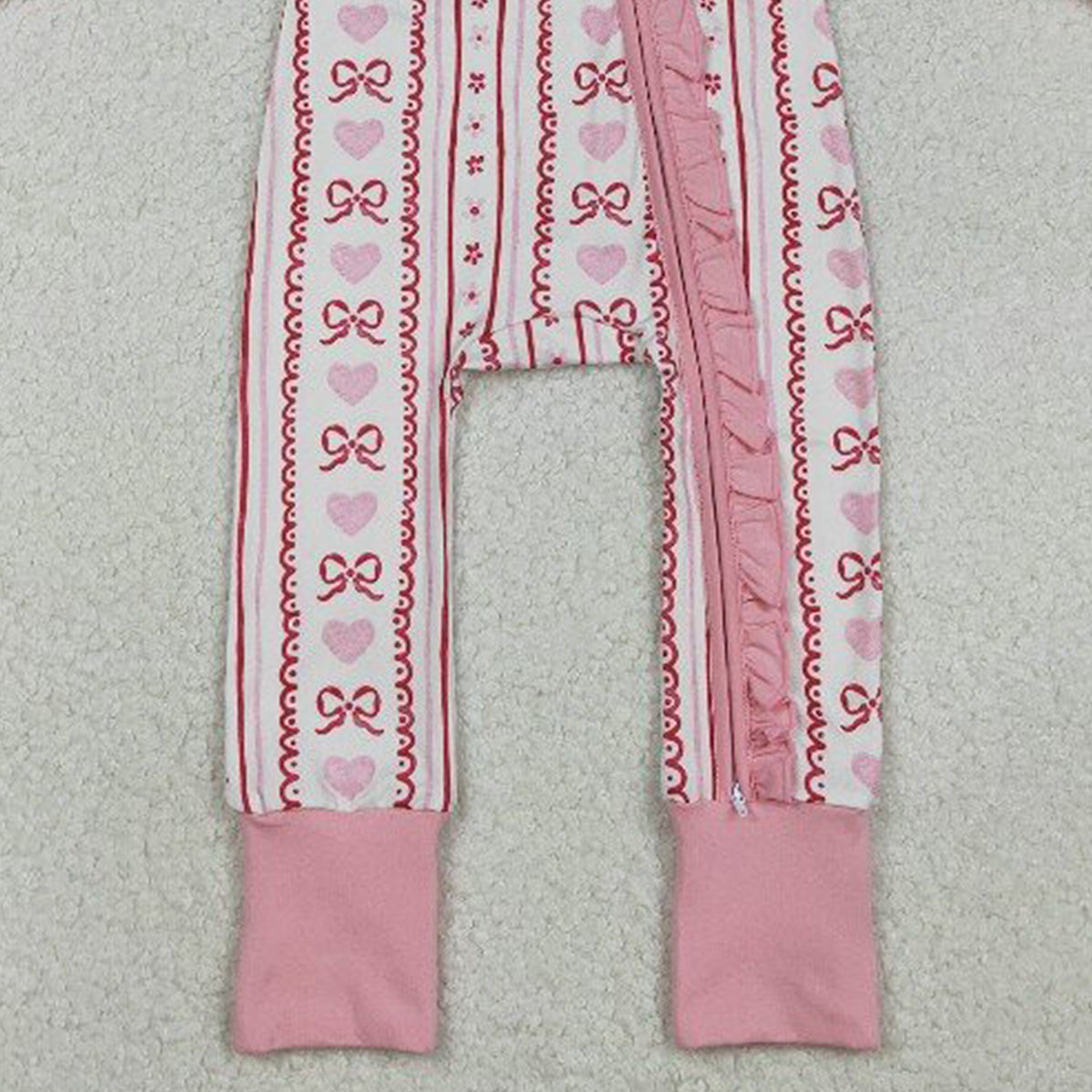 11.18 RTS NO MOQ （In stock）LR2781 Baby Girls Winter Rompers Baby Girls Pink Bows Hearst Stripe Valentines Two Way Ruffle Zip Convertible Rompers