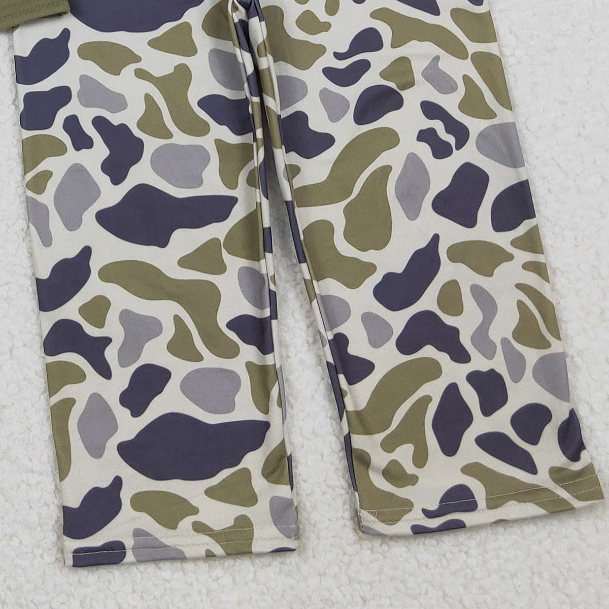 10.21 RTS NO MOQ （In stock）BSPO0583 Embroidery Camo Duck Baby Boys Green Top Flare Pant Hunting Set