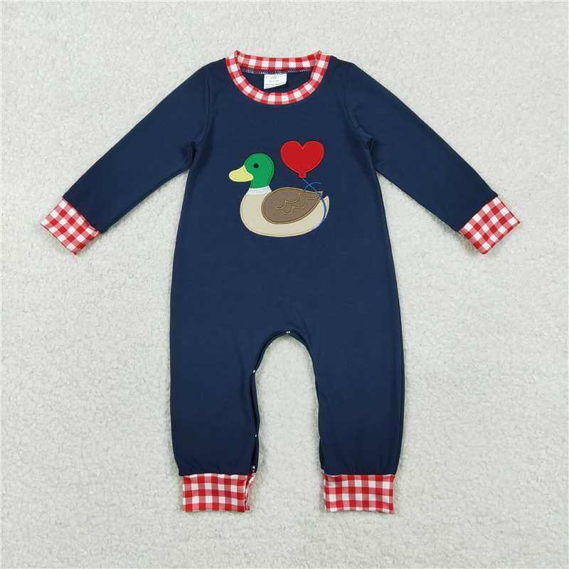 11.28 RTS NO MOQ （In stock）Matching Valentines LR2721 Embroidery Heart Ducks Baby Boys Valentines Footie Rompers