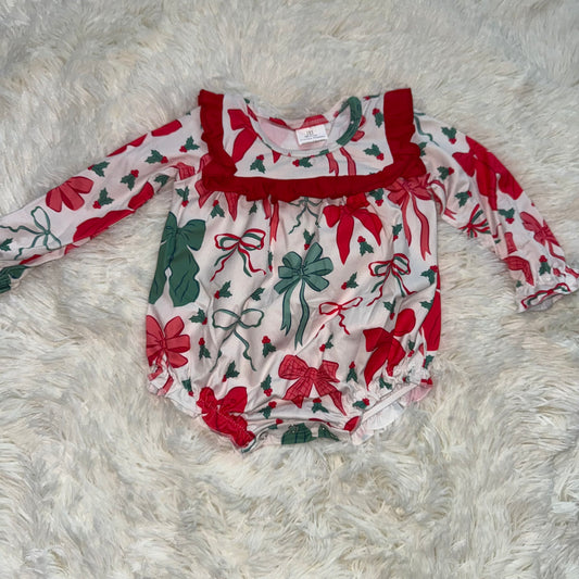 11.5 RST LR2209 Baby Girls Christmas Red Green Bows Ruffle Rompers