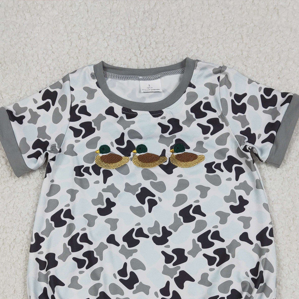 1.9 RTS NO MOQ （In stock）SR3571 Baby Boys Rompers Embroidery Ducks Baby Boys Southern Grey Camo Hunting Rompers