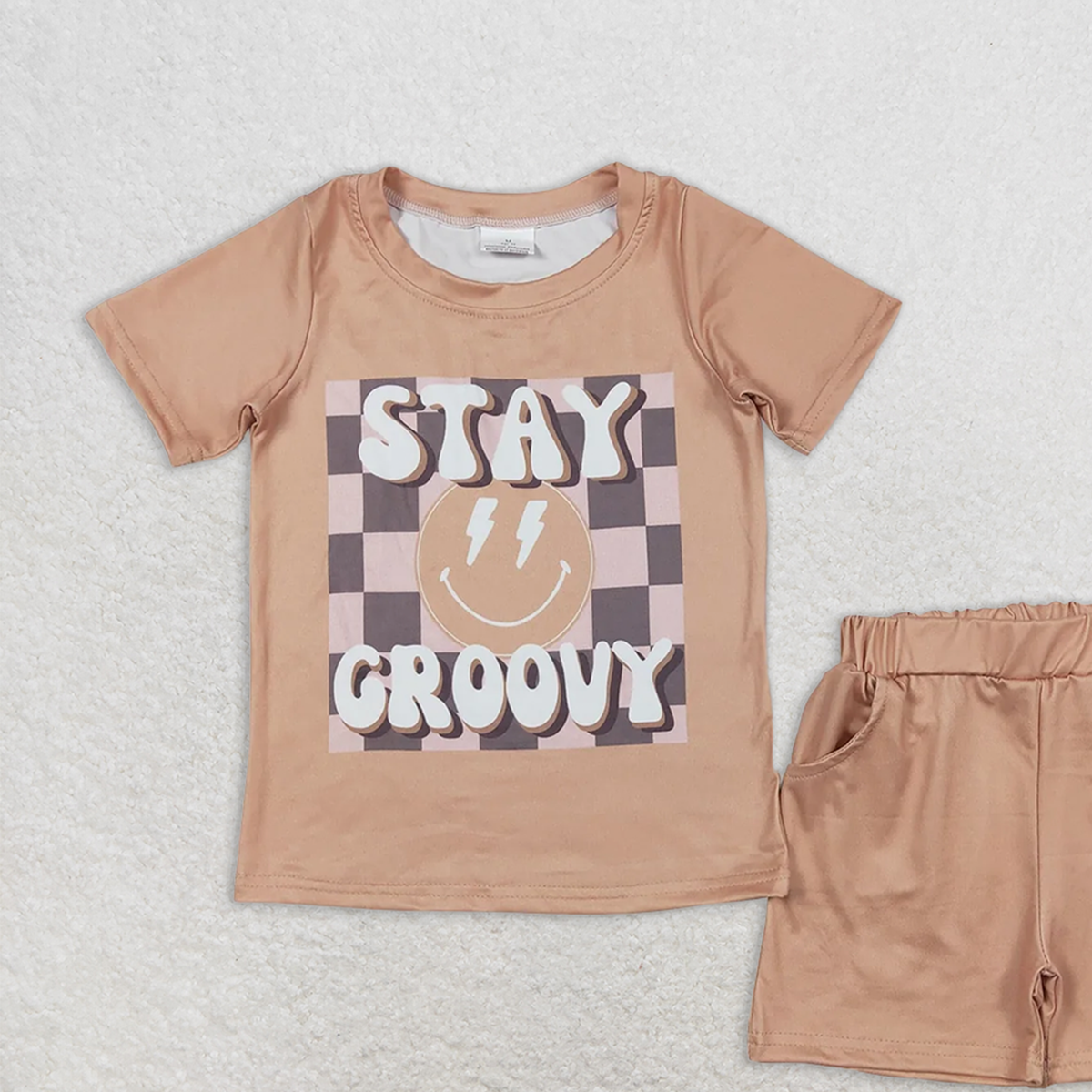 BSSO0613 RTS NO MOQ Baby Boys Summer Boys Outfits Baby Boys Stay Groovy Shirt Khaki Shorts Outfits Clothes Sets
