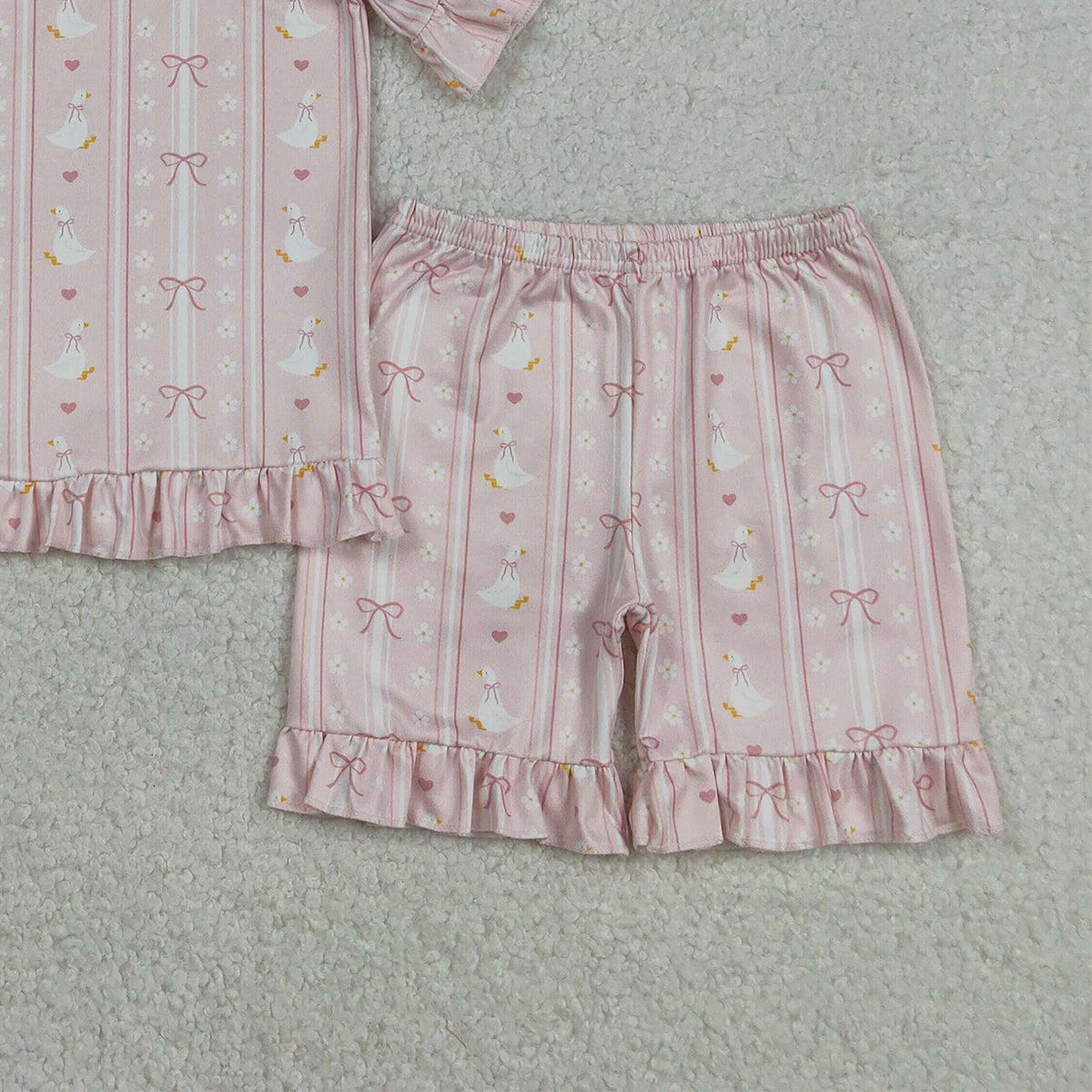 3.16 RTS NO MOQ （In stock）GSSO3330 Fashion Clothing For Baby Girls Bow Stripe Top Ruffle Shorts Pajamas Clothes Sets