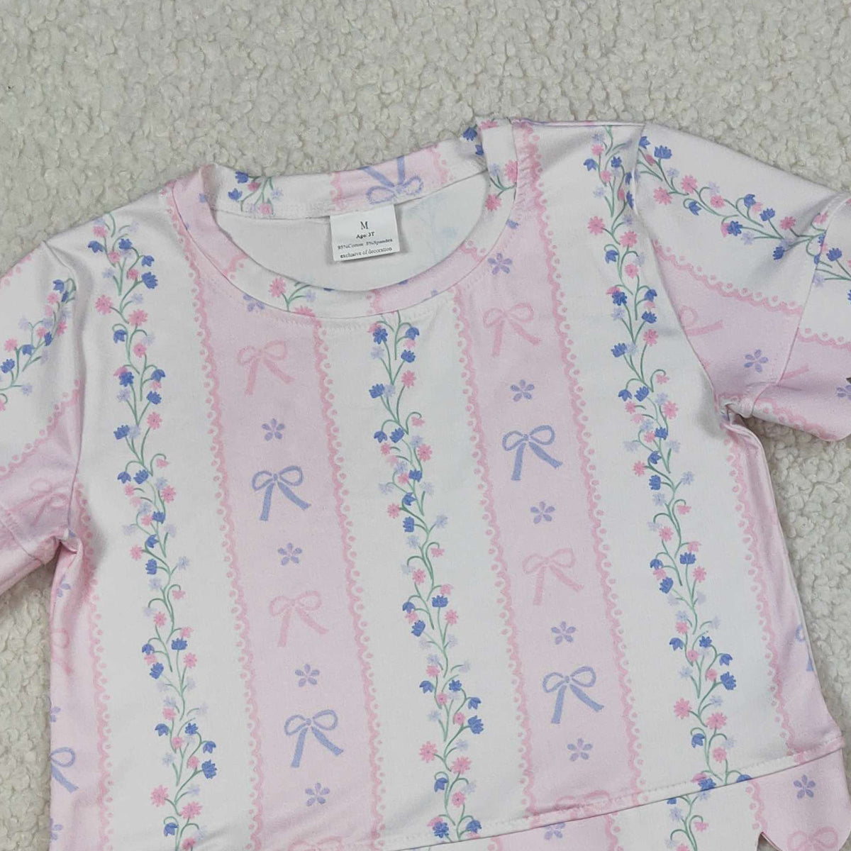 4.9 GSSO3410 RTS NO MOQ （In stock）Short sleeves pink bow floral scallop top shorts girls outfits