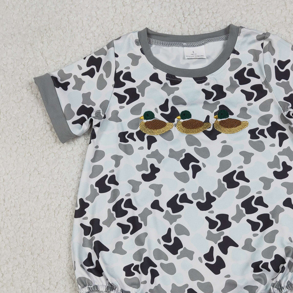 1.9 RTS NO MOQ （In stock）SR3571 Baby Boys Rompers Embroidery Ducks Baby Boys Southern Grey Camo Hunting Rompers