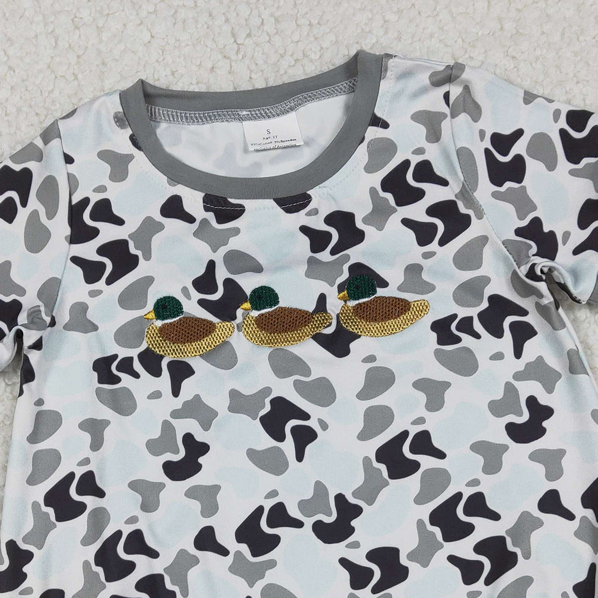1.9 RTS NO MOQ （In stock）SR3571 Baby Boys Rompers Embroidery Ducks Baby Boys Southern Grey Camo Hunting Rompers