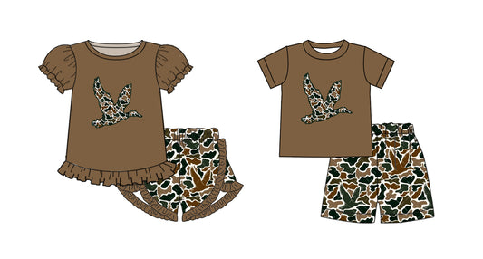 Baby Girls and Boys  Brown Camo Duck Shirts Ruffle Shorts Clothing Sets Preorder