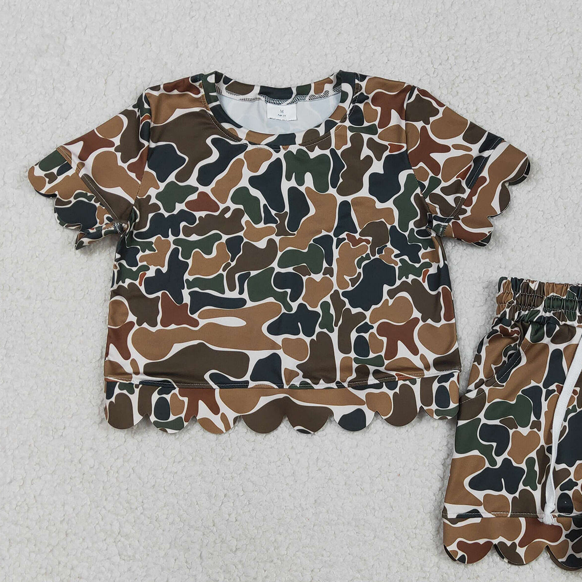 3.14 RTS NO MOQ （In stock）GSSO3228 Fashion Clothing For Baby Girls Short Sleeve Dark Brown Camo Top Scallop Shorts Clothes Sets