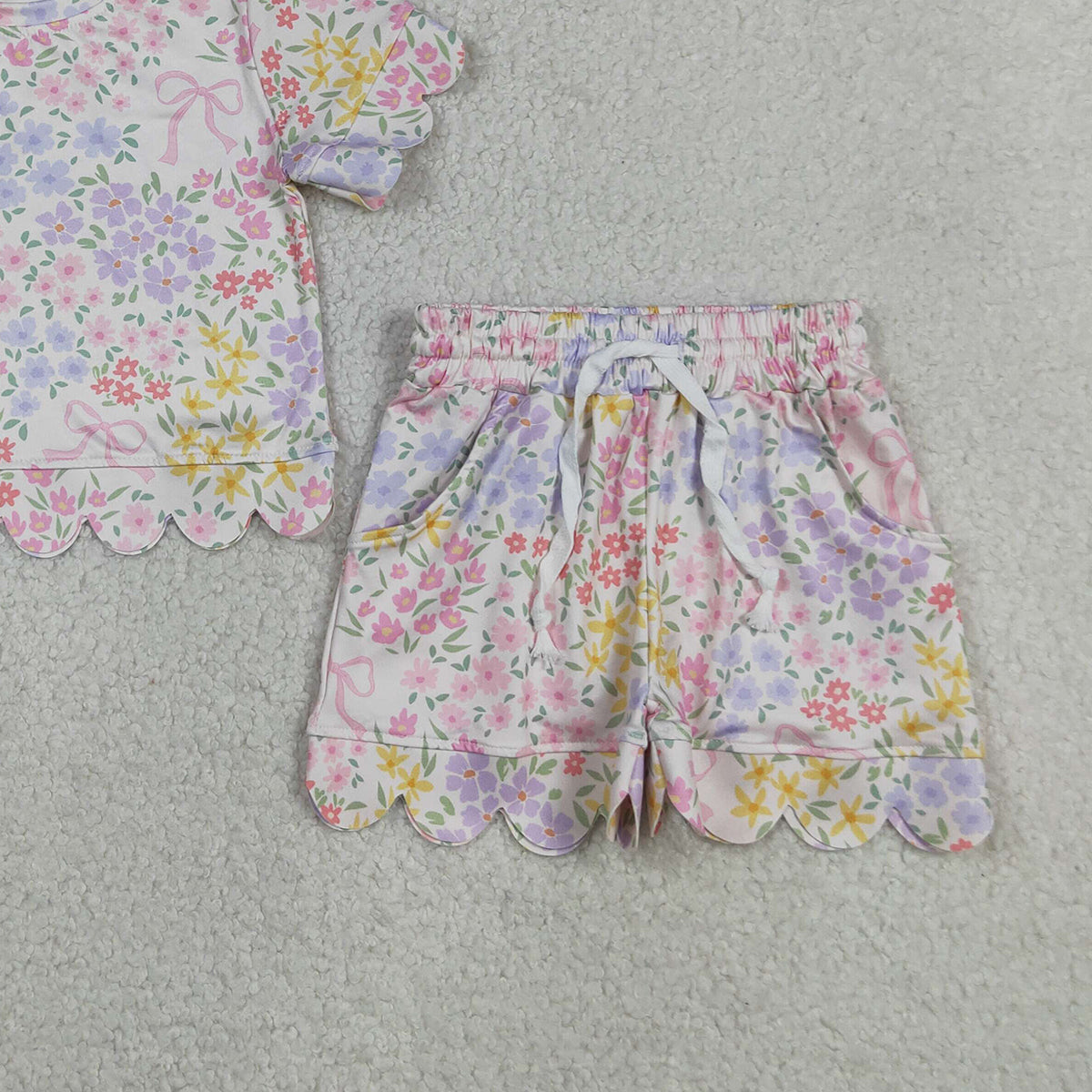 GSSO3270 RTS NO MOQ （In stock ）Short sleeves pink bow floral scallop kids girls summer outfits