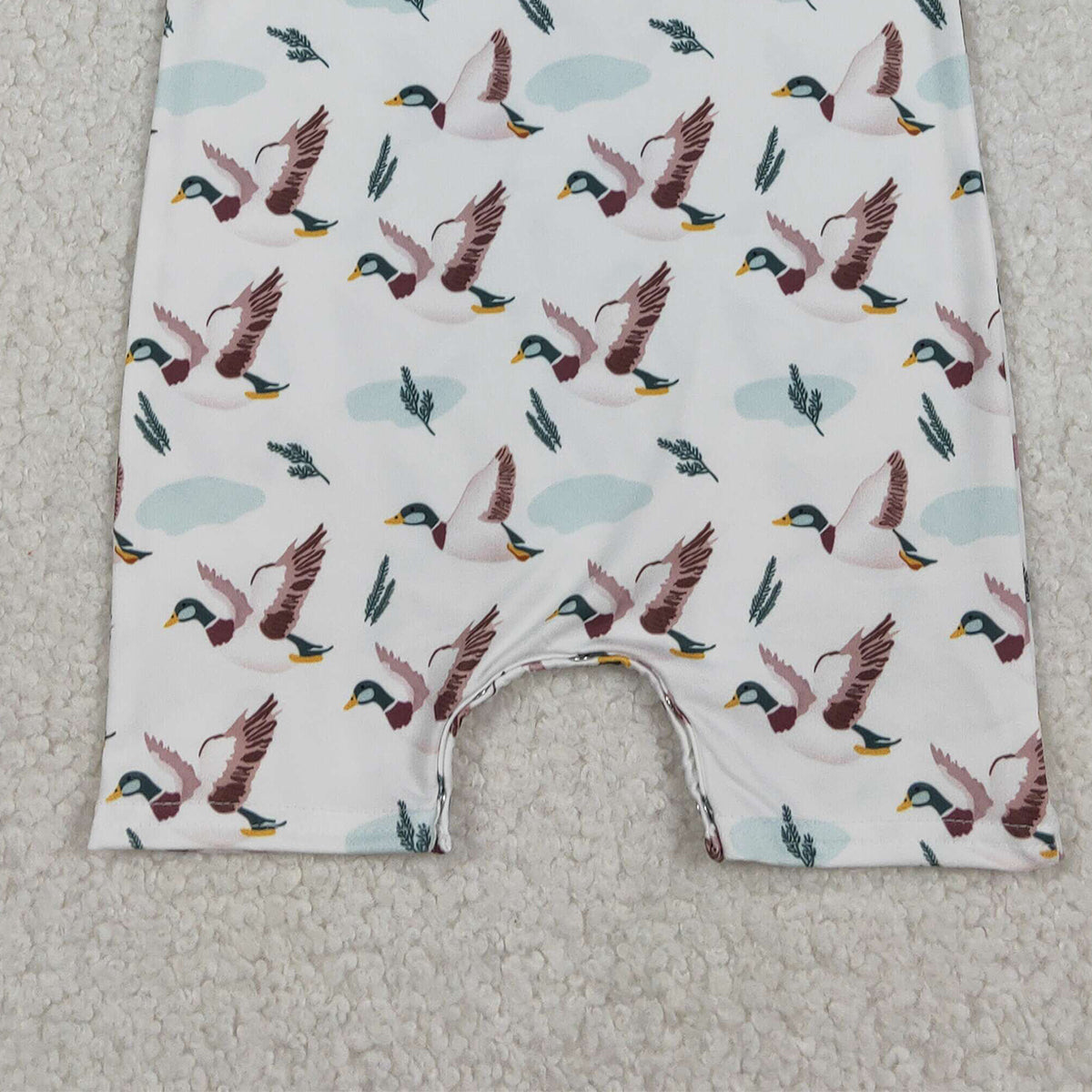12.18 RTS NO MOQ （In stock）SR3347 Baby Boys Rompers Smocked Daddy's Boy Baby Sleeveless Ducks Hunting Short Rompers