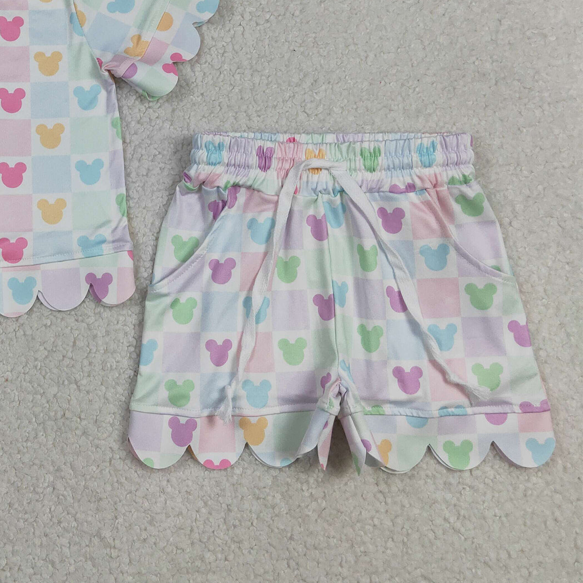 GSSO3496 RTS NO MOQ （In stock ）Short sleeves colorful plaid mouse scallop top shorts girls outfits