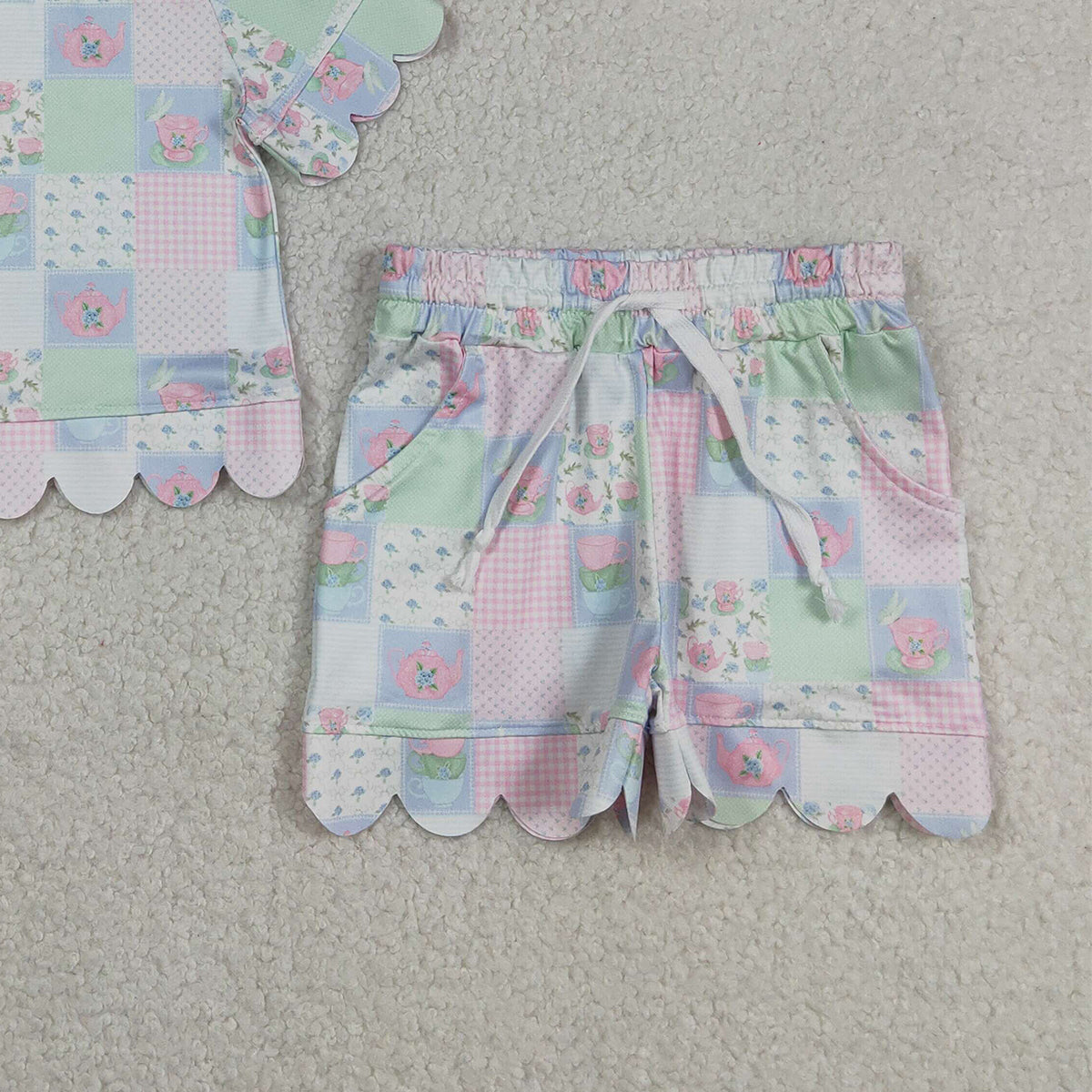 3.16 RTS NO MOQ （In stock）GSSO3229 Fashion Clothing For Baby Girls Colorful Flowers Checked Top Scallop Shorts Clothes Sets