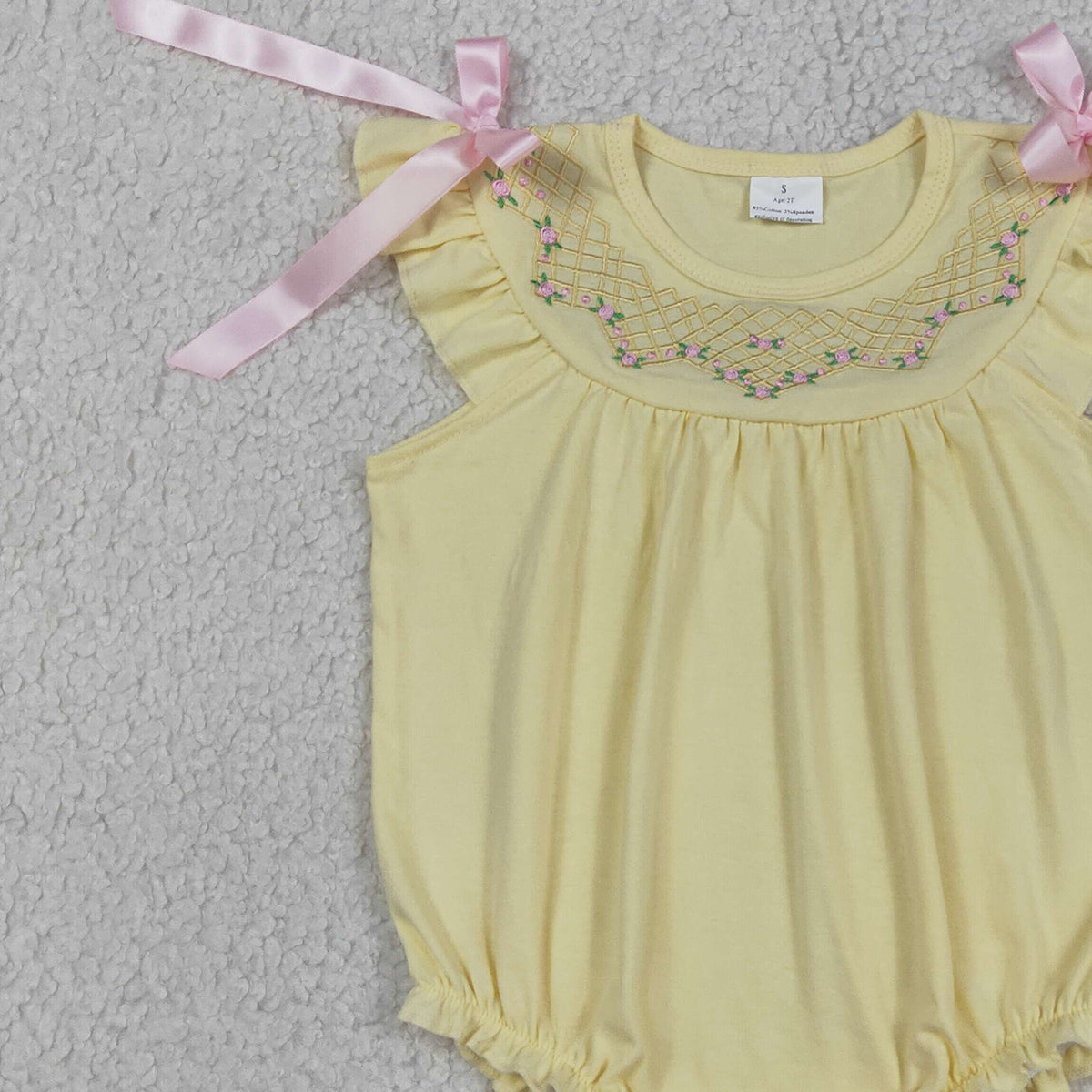 SR3561 RTS NO MOQ （In stock）Flutter sleeves yellow floral embroidery baby girls romper