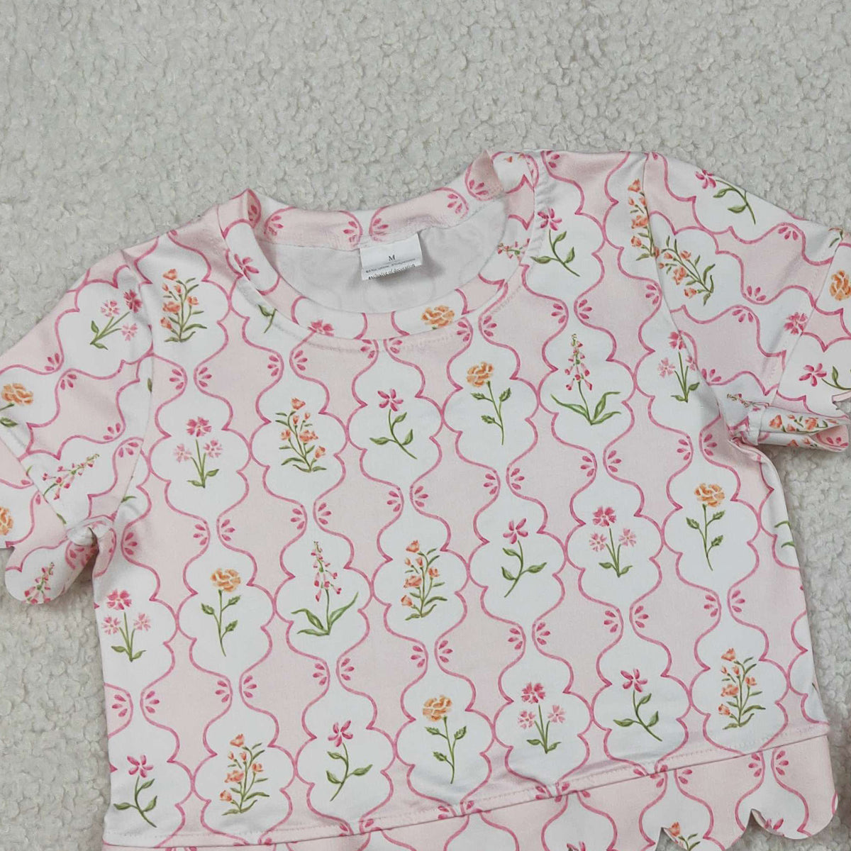 3.27 GSSO3271 RTS NO MOQ （In stock ）Short sleeves pink floral scallop kids girls summer outfits