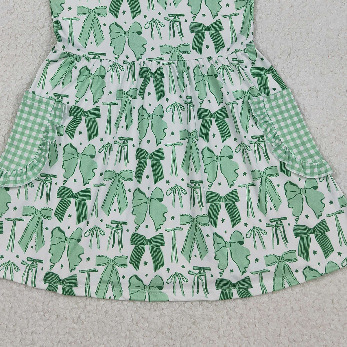 12.5 RTS NO MOQ （In stock）GSD2903 Baby Girls Green Clovers Bows St Patrick Pockets Knee Length Dresses