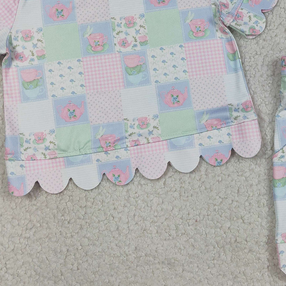3.16 RTS NO MOQ （In stock）GSSO3229 Fashion Clothing For Baby Girls Colorful Flowers Checked Top Scallop Shorts Clothes Sets