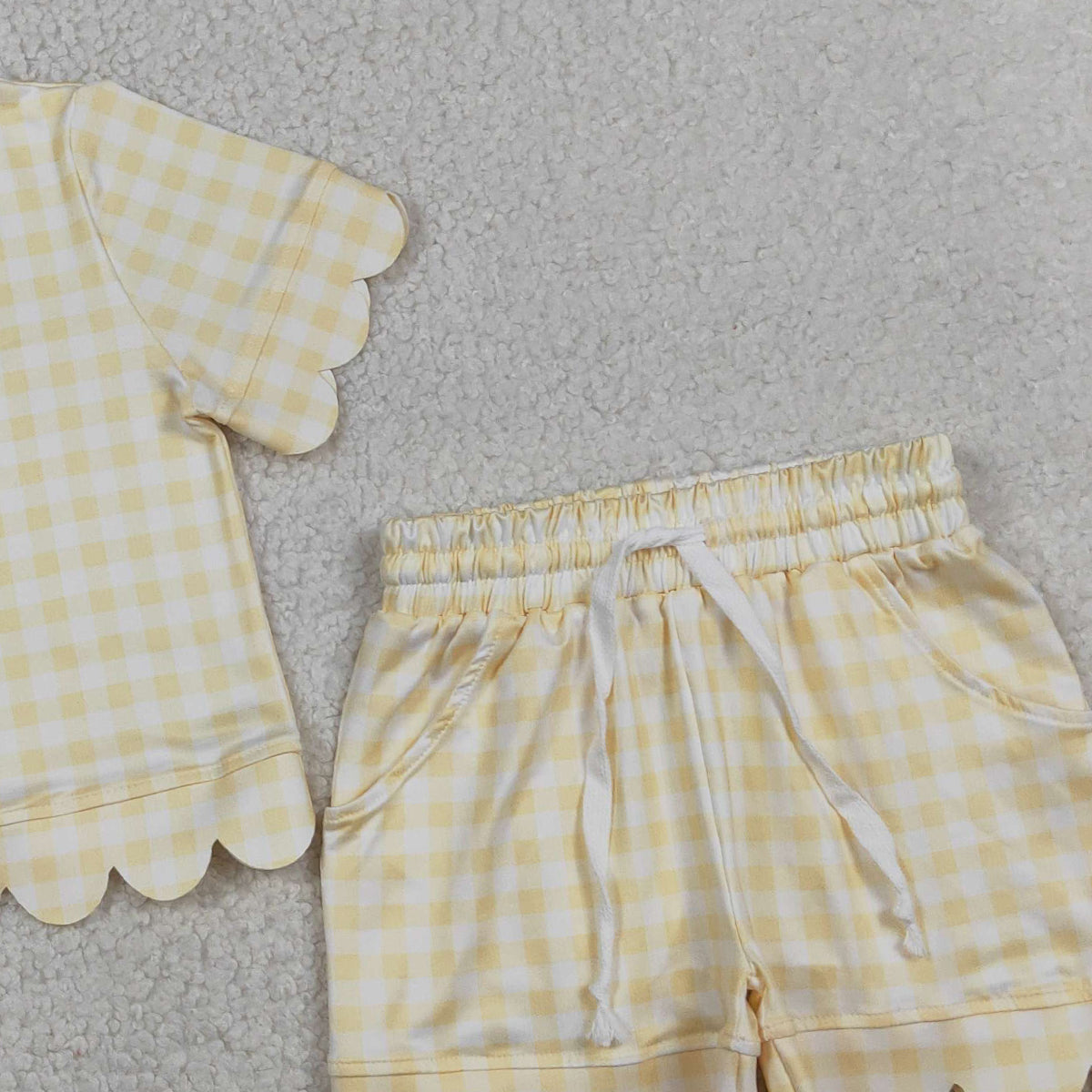 3.28 RTS NO MOQ （In stock）GSSO3185 Yellow plaid scallop top shorts girls summer outfit