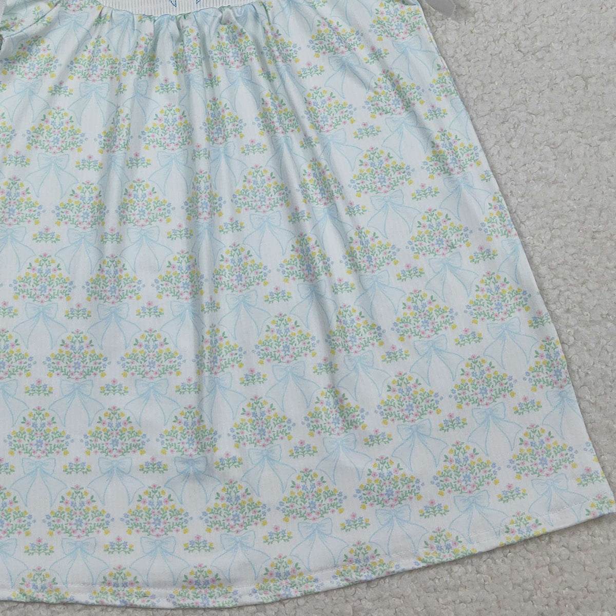 1.31 RTS NO MOQ （In stock）GSD3046 Smocked Bows Baby Girls Flowers Short Ruffle Sleeve Knee Length Dresses