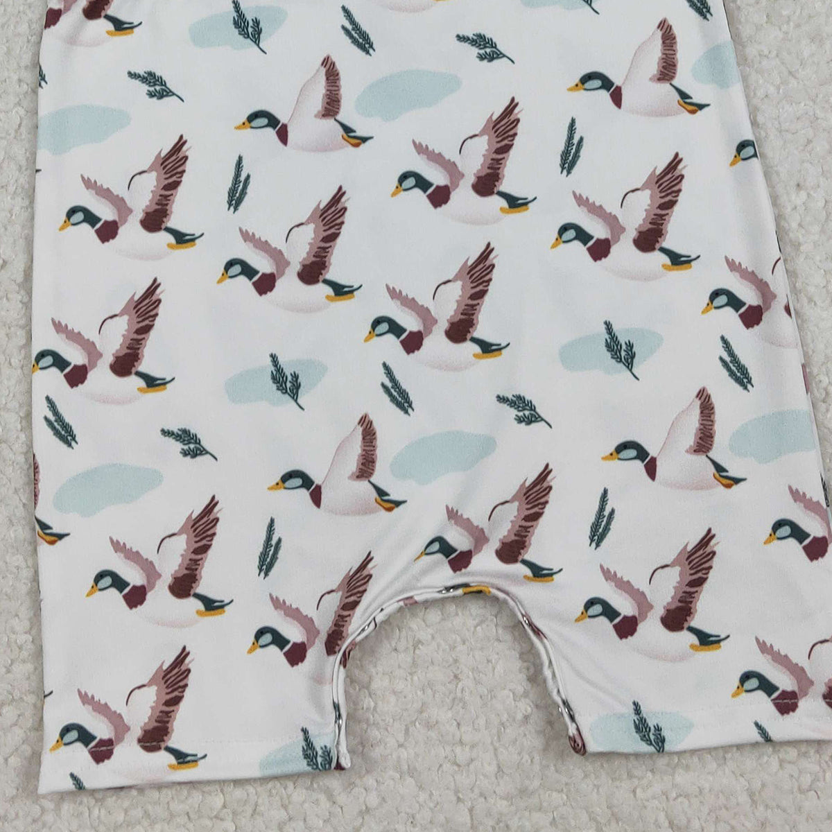 12.18 RTS NO MOQ （In stock）SR3347 Baby Boys Rompers Smocked Daddy's Boy Baby Sleeveless Ducks Hunting Short Rompers