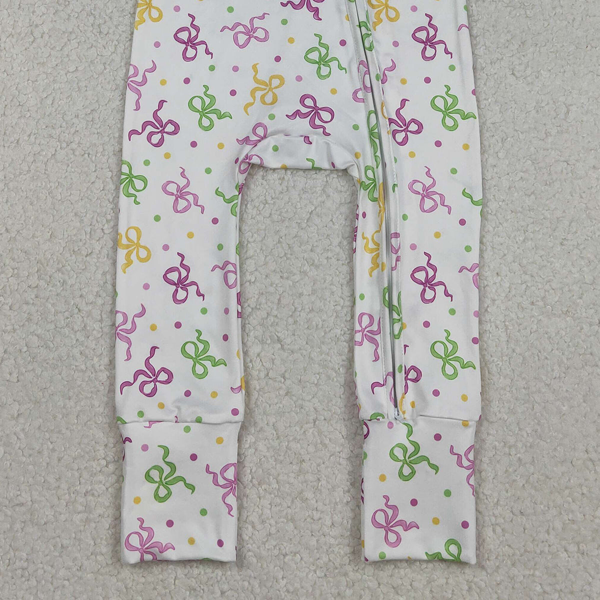 12.2 RTS NO MOQ （In stock）LR2735 Baby Girls Winter Rompers Baby Girls Mardigras Bows Polka Dots Two Way Zip Convertible Rompers