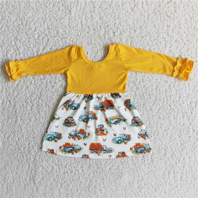 6 B7-18  Pumpkin dress