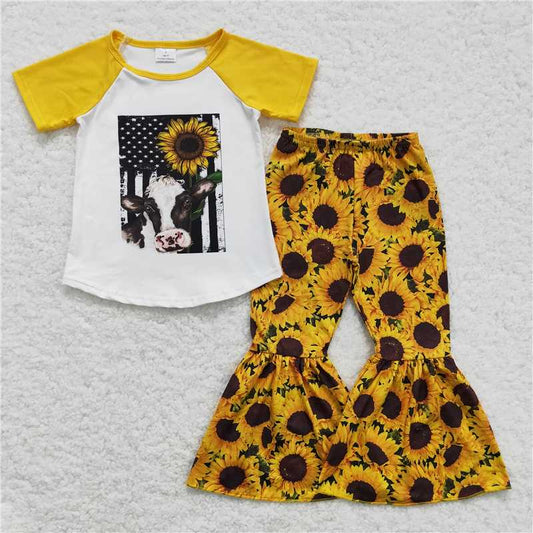 B12-24  Yellow heifer bell set