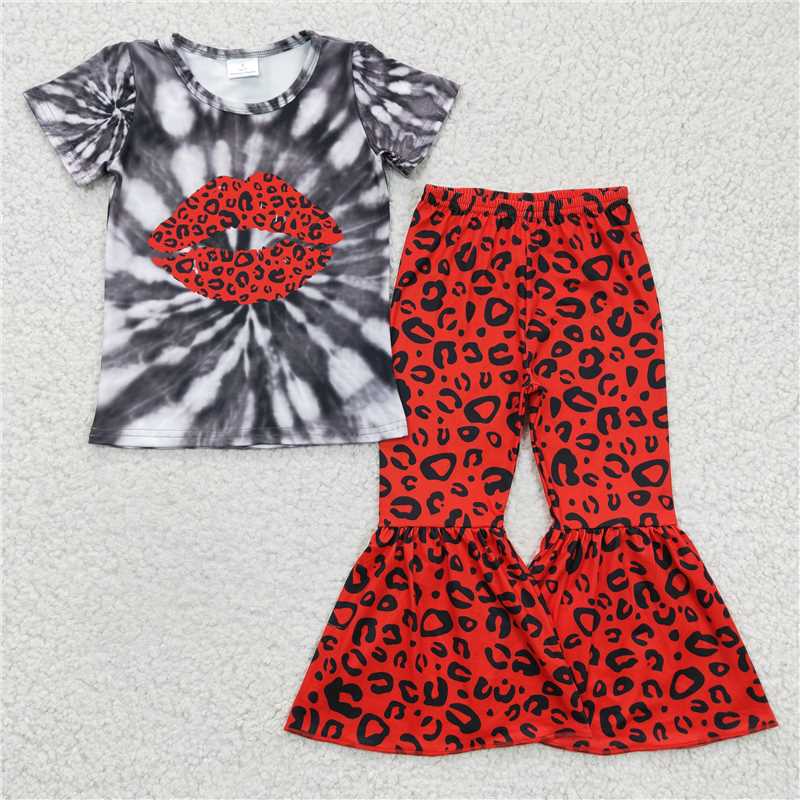 C10-11 Red lips pattern short-sleeved trousers suit