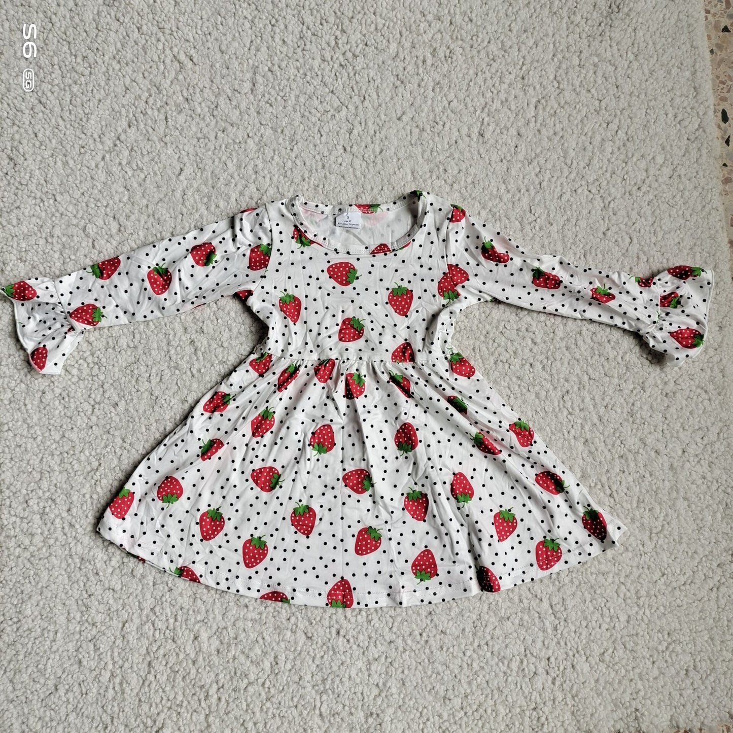 10.3 RTS NO MOQ（In stock）G4-12-1/. Baby Girls Winter Dress Strawberry Black Dot White Long Sleeve Dress