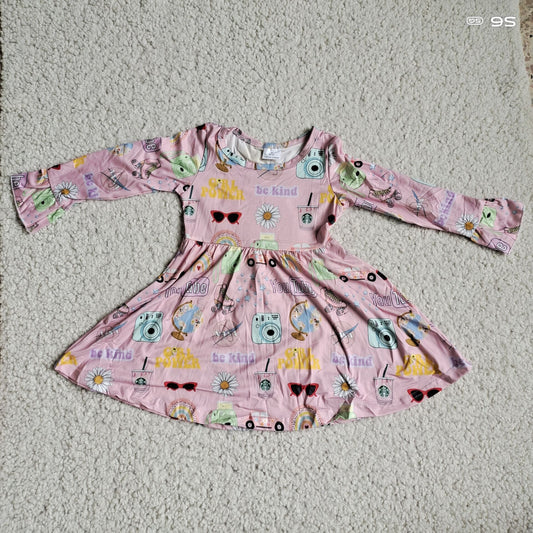 10.1 RTS NO MOQ（In stock）G3-4-4.* Baby Girls Winter Dress Camera Chrysanthemum Rainbow Light Pink Long Sleeve Dress