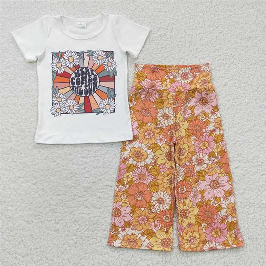 GSPO0700 Here comes the sun letter flower white short-sleeved orange trousers suit