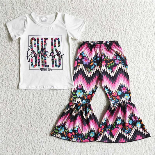 GSPO0041 She is white short-sleeved shirt and rose-red bell-bottom pants