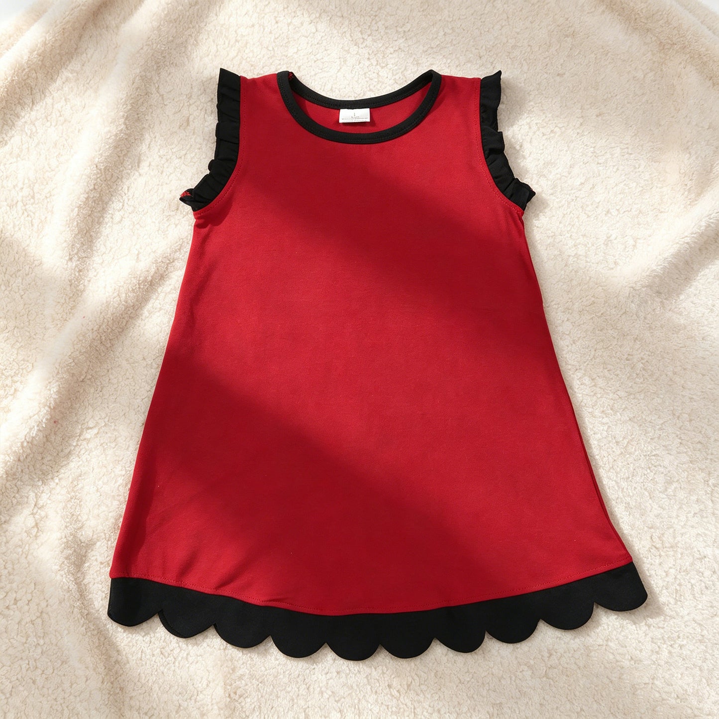 GSD4057 RTS NO MOQ （In stock）Black scallop ruffle sleeveless red girls cotton team dress