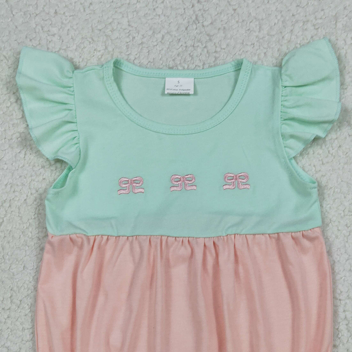 4.1 SR3895 RTS NO MOQ （In stock) Flutter sleeves bow embroidery baby girls summer romper
