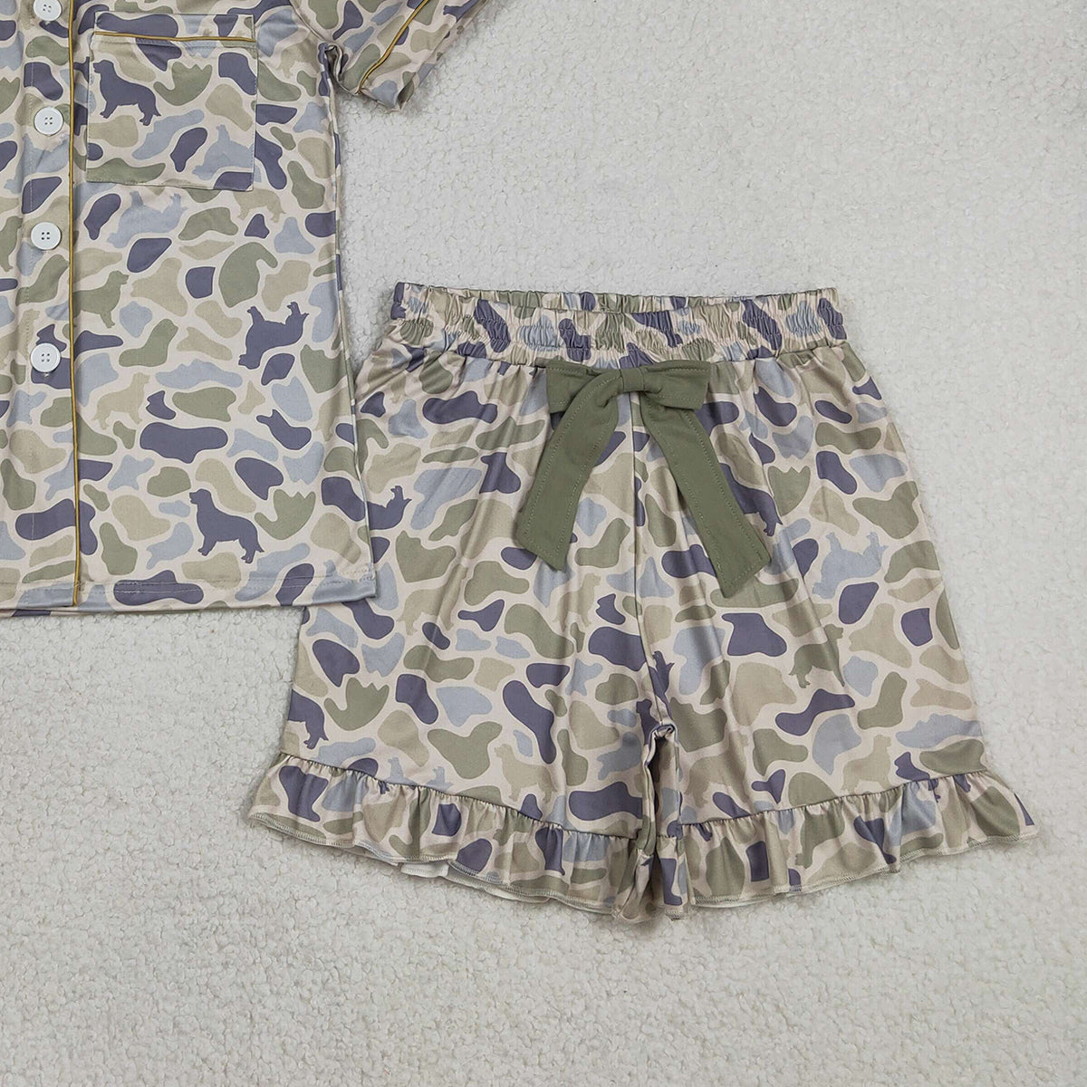 3.12 RTS NO MOQ （In stock）GSSO3135 Adult Women Southern Dogs Camo Button Pocket Top Ruffle Shorts Pajamas Set