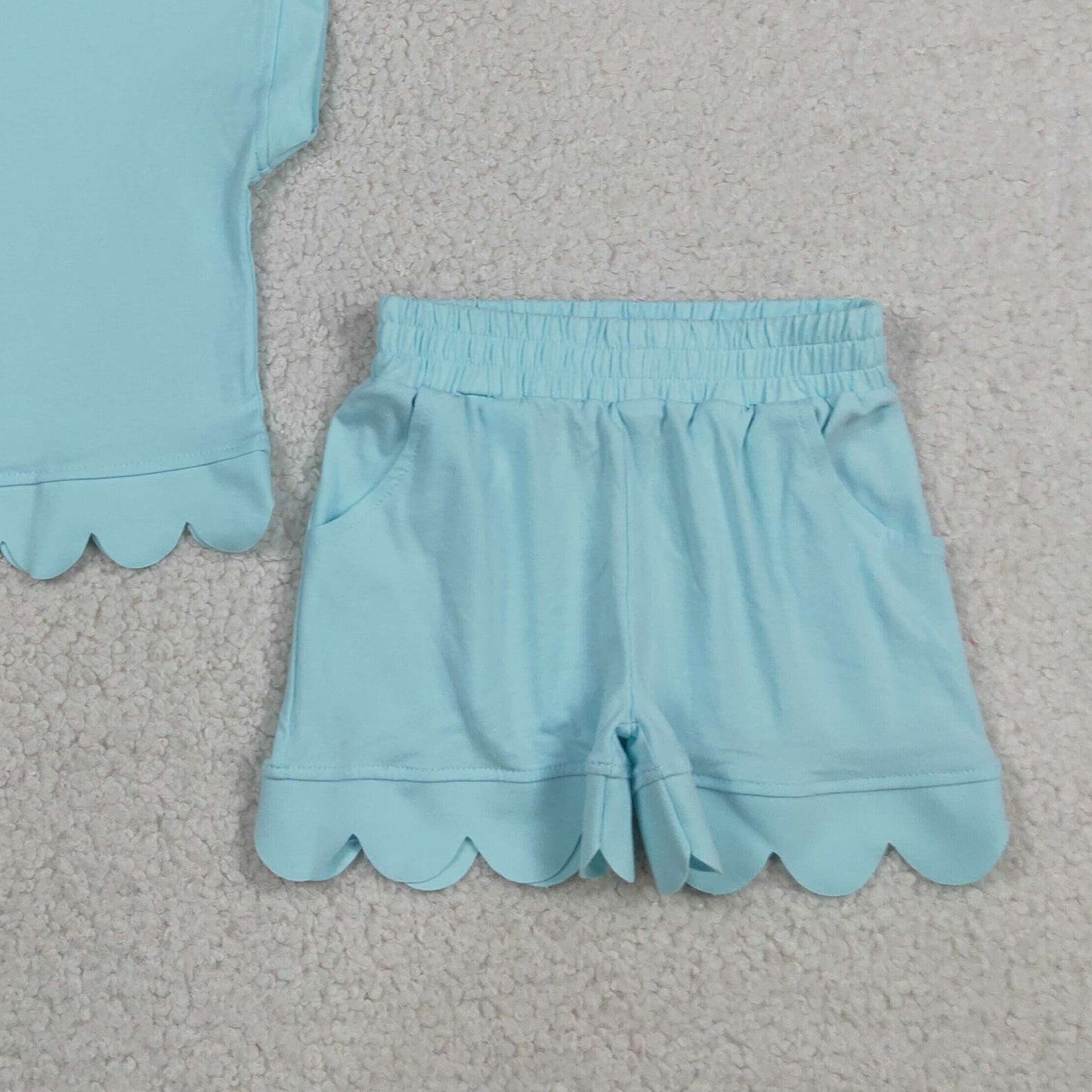 GSSO3376 RTS NO MOQ （In stock ）Aqua short sleeves scallop pullover shorts girls outfits