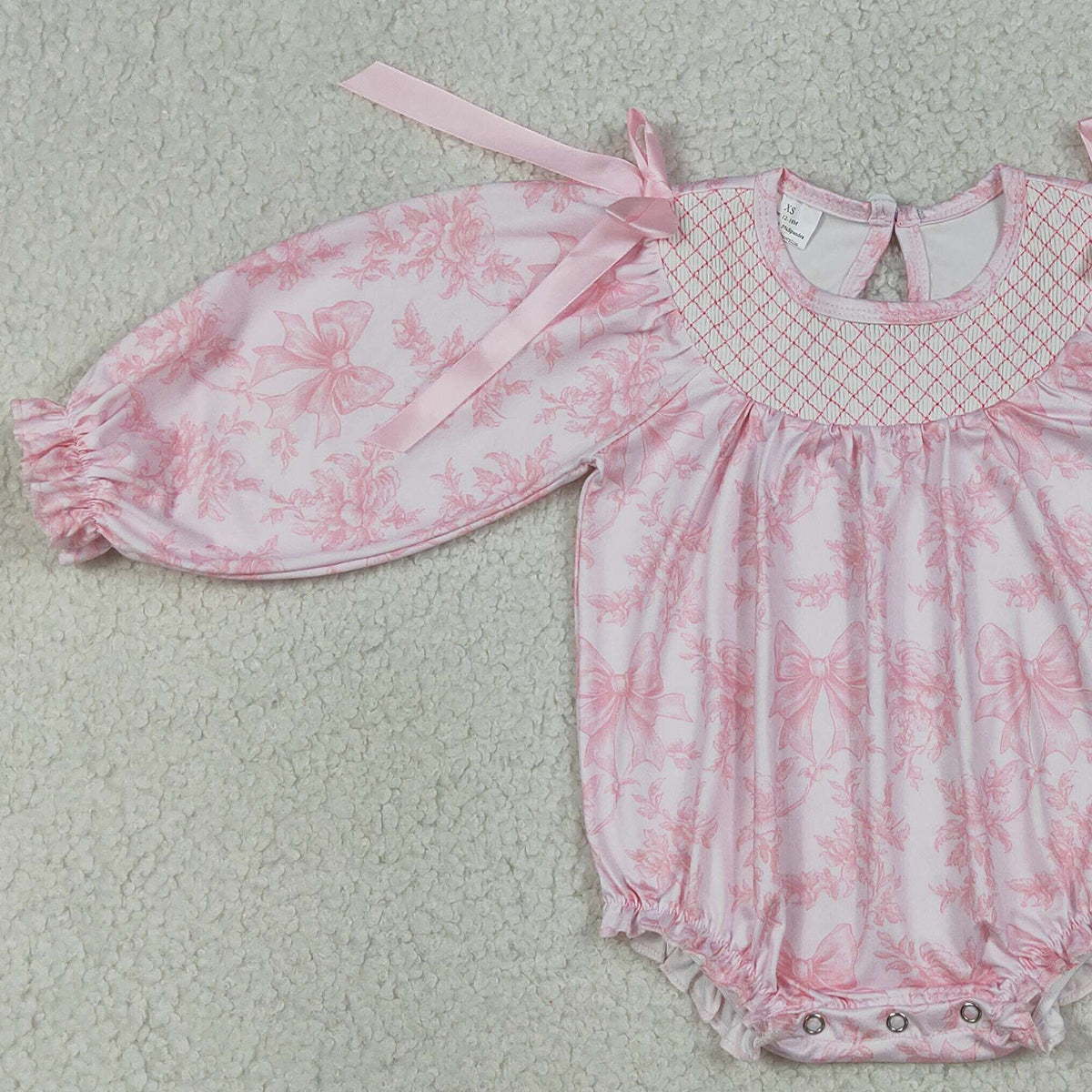 4.1 RTS NO MOQ （In stock）LR2932 Long sleeves pink smocked bow floral baby girls romper