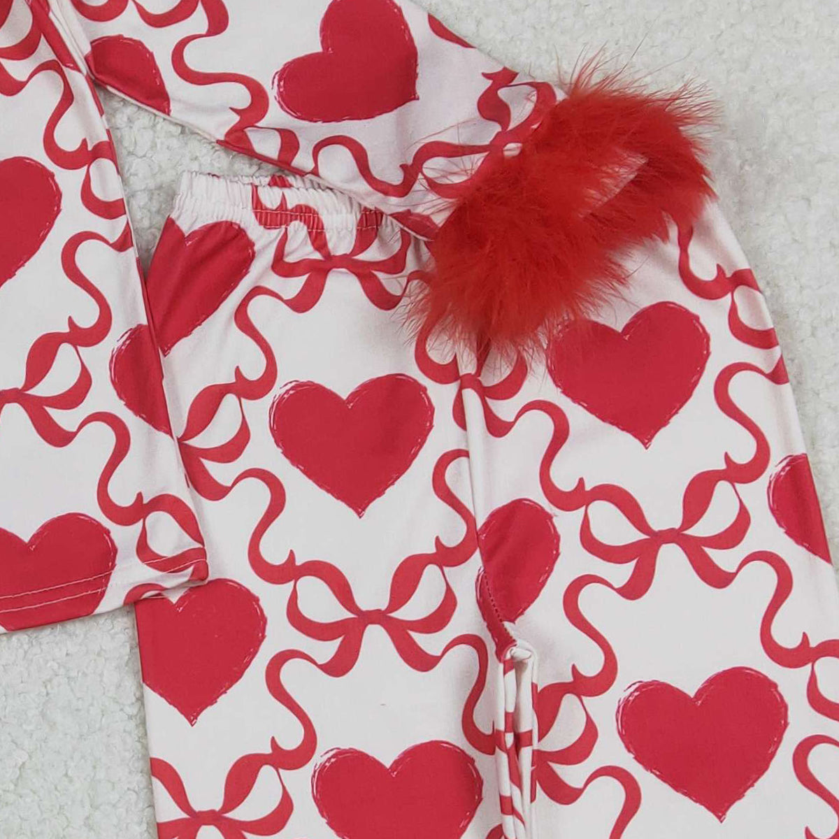 1.9 RTS NO MOQ （In stock）GLP3221 Baby Girls Bow Hearts Checked Button Top Pant Valentines Fur Sleeve Pajamas Sets