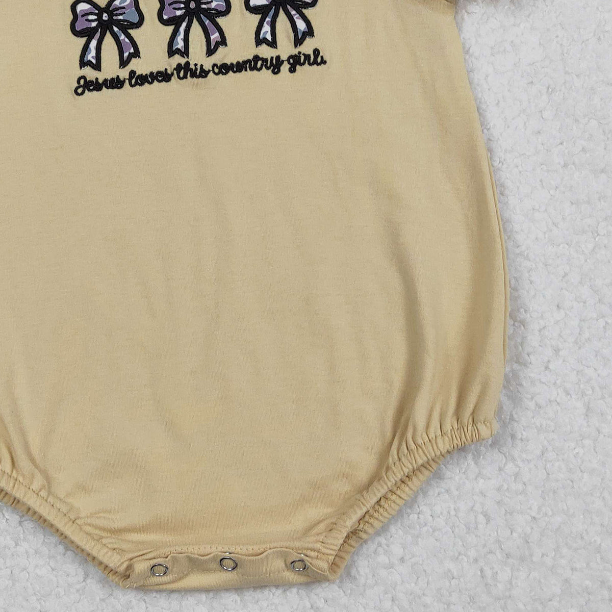 11.20 RTS NO MOQ （In stock）SR3281 Baby Girls Summer Rompers Embroidery Jesus Loves This Country Girls Camo Bows Ruffle Sleeve Rompers