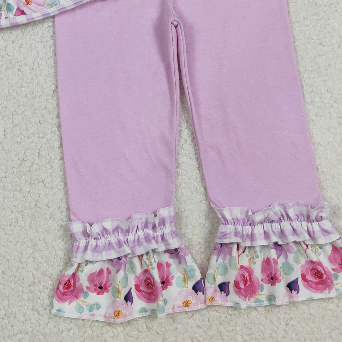 12.4 RTS NO MOQ （In stock）GSPO2129 Baby Girls Lavender Checked Jesus Love Me Flowers Tunic Ruffle Pants Clothes Sets
