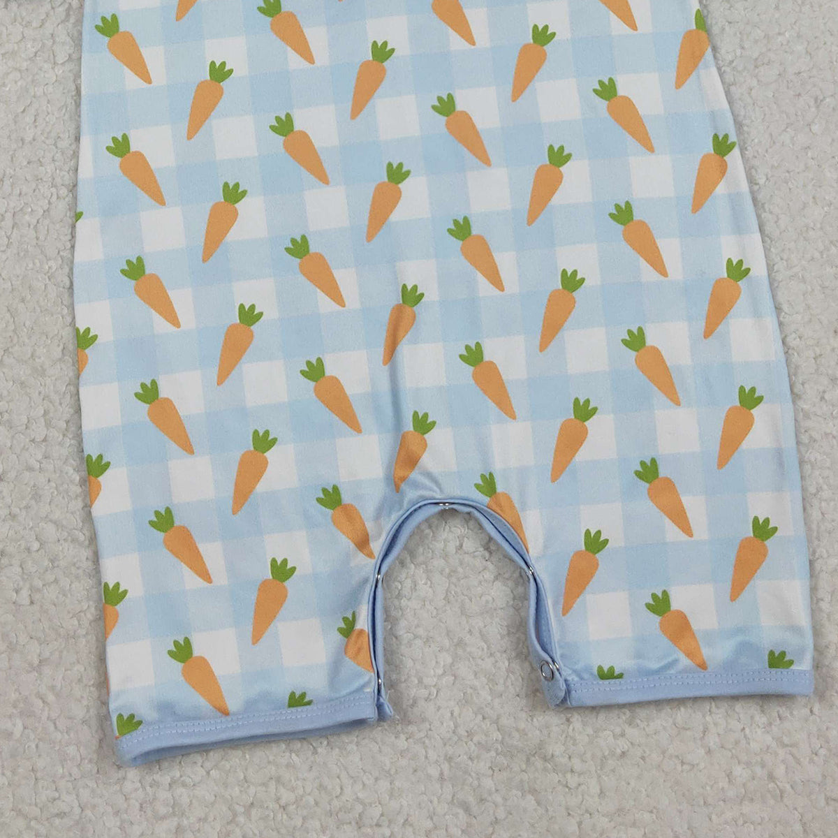12.11 RTS NO MOQ （In stock）SR3254 Baby Boys Rompers Baby Boys Blue Checked Carrots Easter Button Shorts Rompers