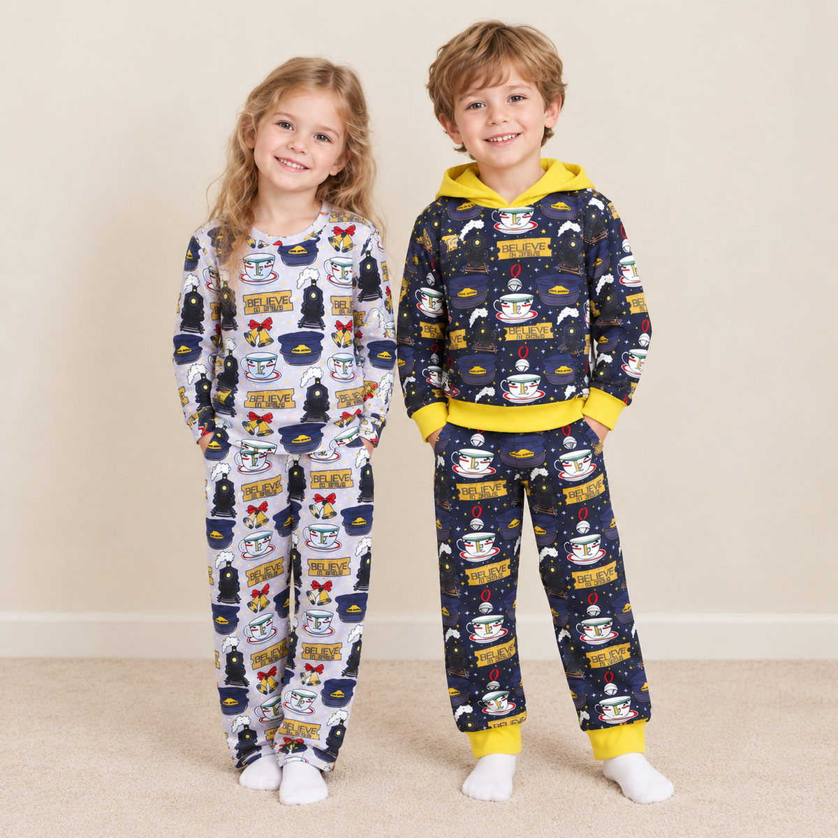 RTS NO MOQ Sibling milk silk Baby Girls Boys Christmas Train Print Long Sleeve Pajama and Hooded Jogger Pants Set