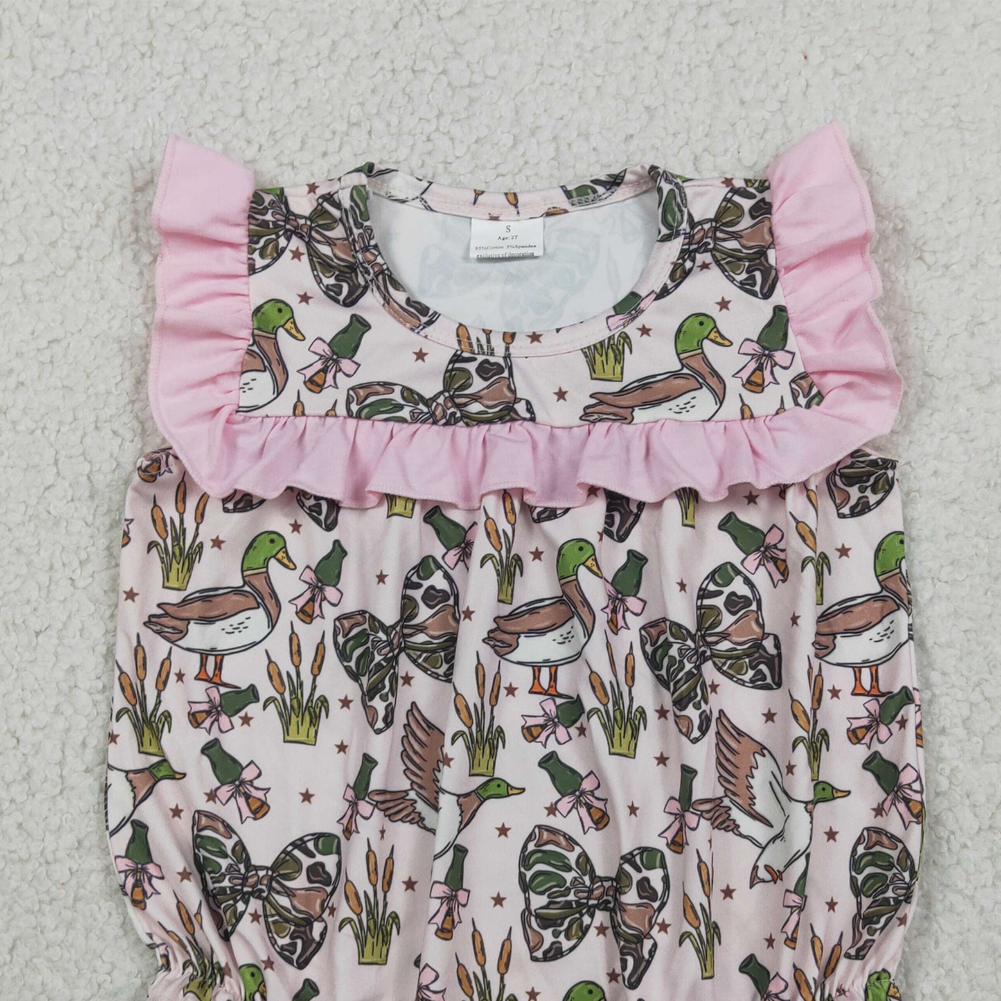 SR4160 RTS NO MOQ （In stock）Pink ruffle duck camo bow baby girls summer romper