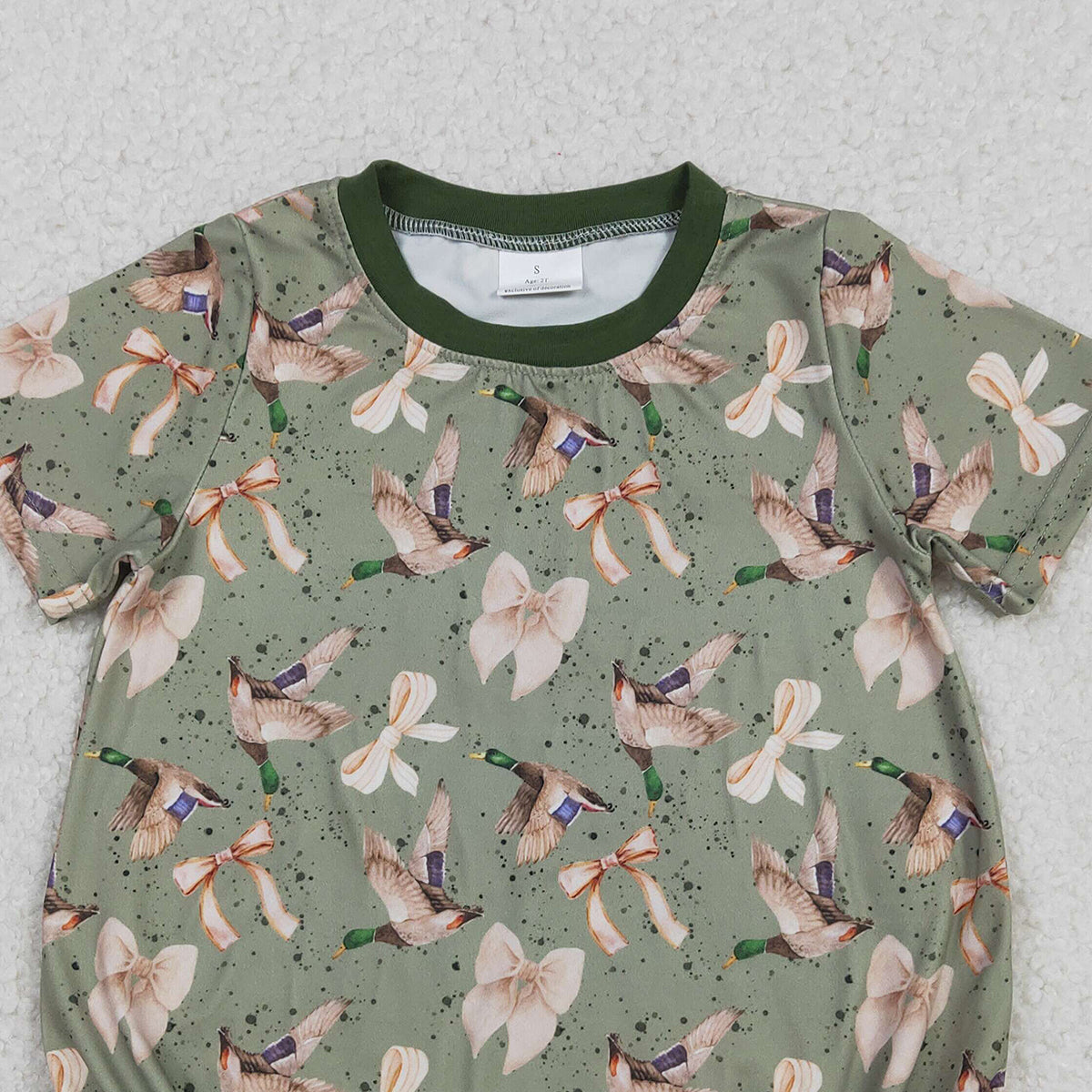 12.11 RTS NO MOQ （In stock）SR3421 Baby Boys Rompers Baby Girls Short Sleeve Green Ducks Bows Hunting Rompers