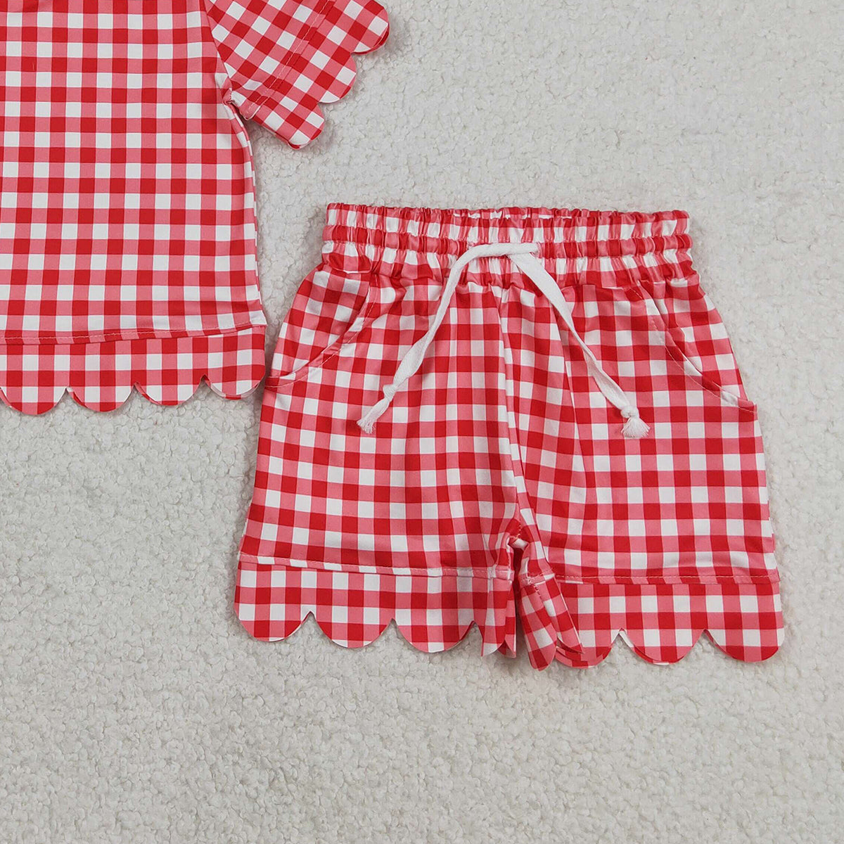 3.16 RTS NO MOQ （In stock）GSSO3187 Fashion Clothing For Baby Girls Red Checked Shirts Top Pockets Short Scallop Clothes Set