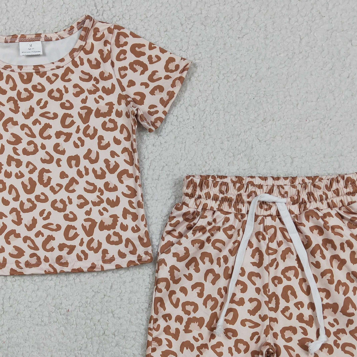 GSSO3292 RTS NO MOQ （In stock ）Short sleeves leopard top ruffle shorts girls outfits